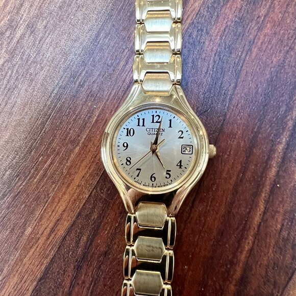 Stunning Citizens Gold Ladies Watch
